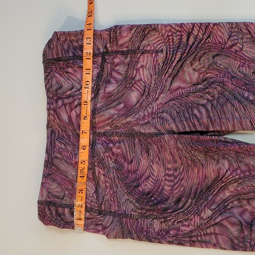 #930 Lululemon leggings size 6 b963. - Picture 2 of 6